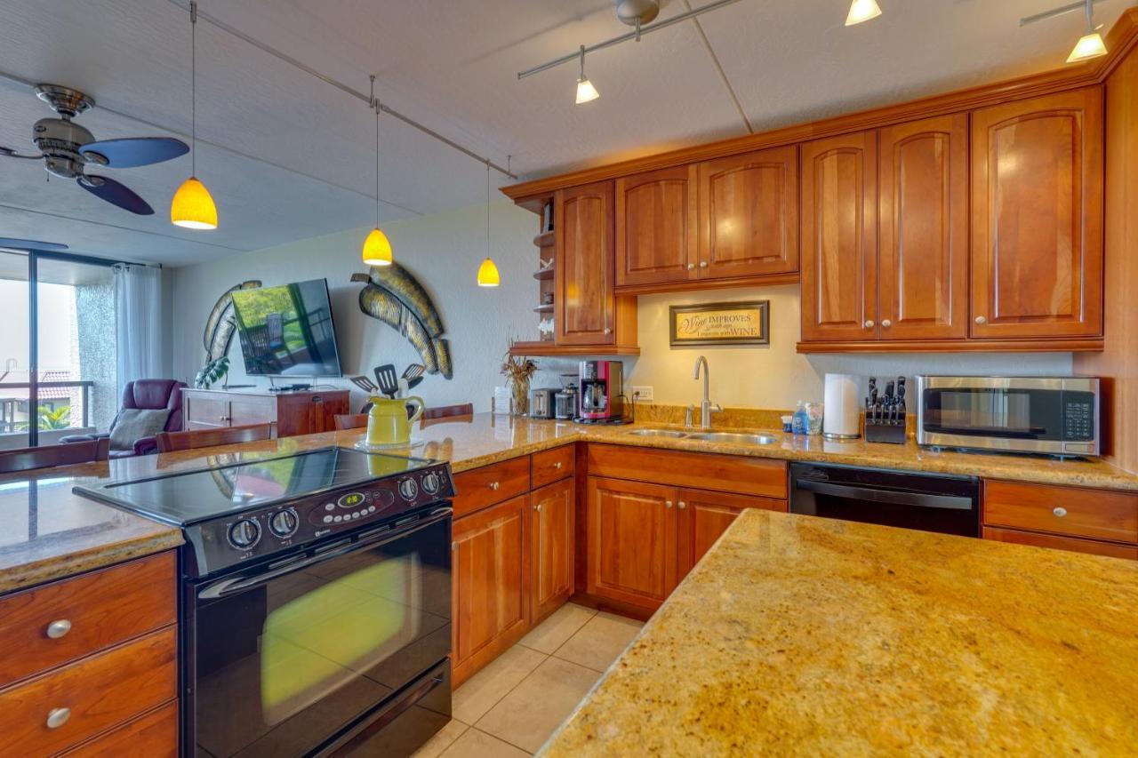 Kona Pacific Top Floor Retreat Ocean View And Pool! Kailua-Kona Exterior foto